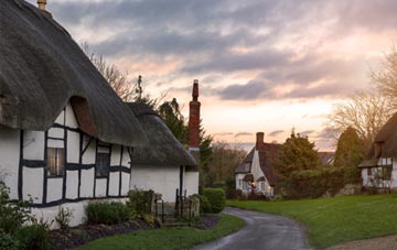 is Littleworth End thatch roofing popular